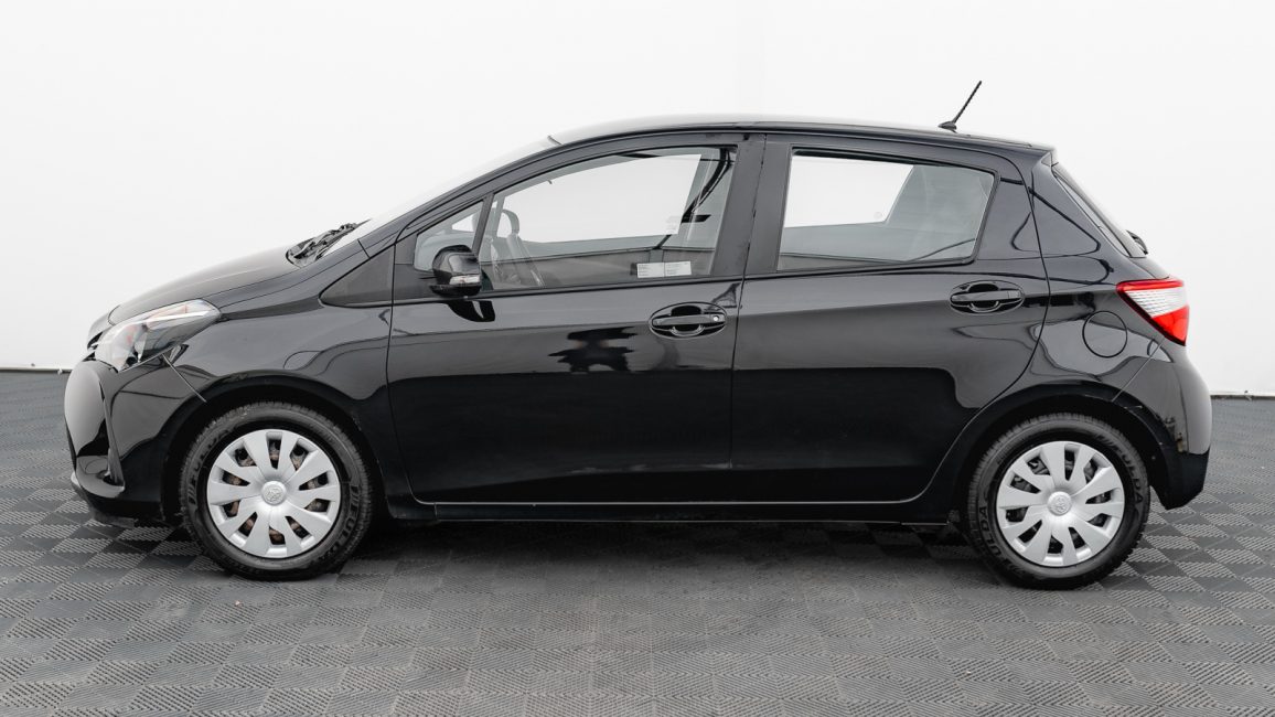 Toyota Yaris 1.0 Active GD445RW w leasingu dla firm