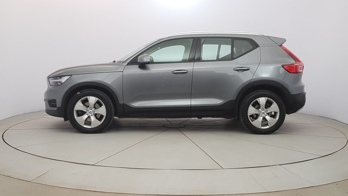 Volvo XC 40 D4 SCR AWD Momentum aut WD3933M w zakupie za gotówkę