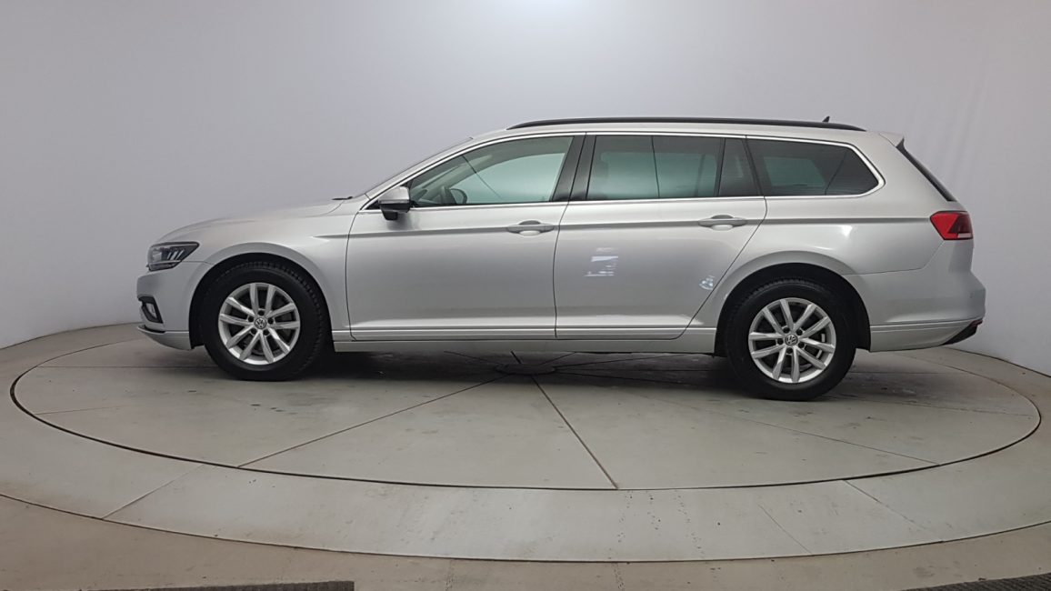 Volkswagen Passat 2.0 TDI EVO Business WD3454N w zakupie za gotówkę