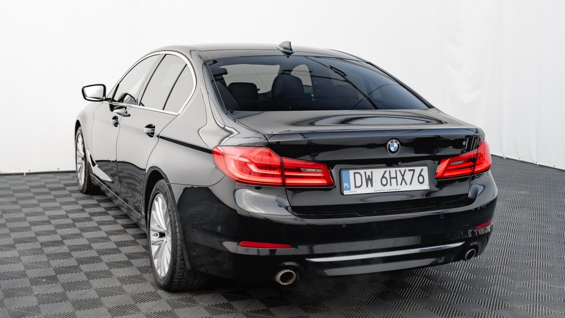 BMW 530i GPF xDrive Luxury Line sport-aut DW6HX76 w zakupie za gotówkę