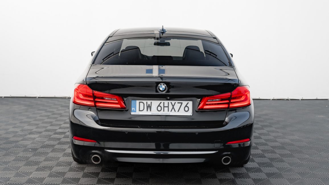 BMW 530i GPF xDrive Luxury Line sport-aut DW6HX76 w zakupie za gotówkę