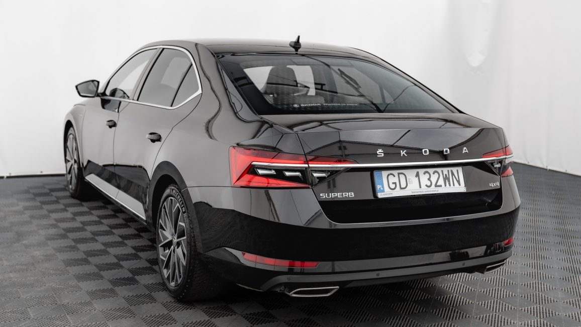 Skoda Superb 2.0 TSI 4x4 L&K DSG GD132WN w leasingu dla firm