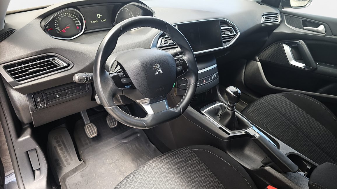 Peugeot 308 1.2 PureTech GPF Active S&S KR7SC98 w zakupie za gotówkę