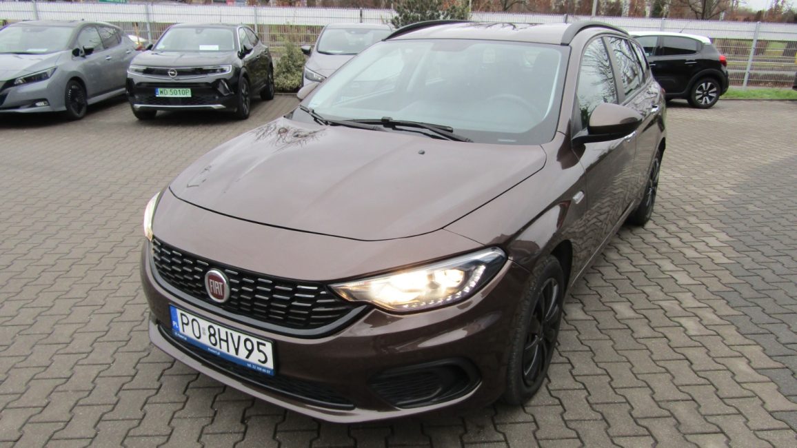 Fiat Tipo 1.6 E-Torq 16v Easy aut PO8HV95 w zakupie za gotówkę