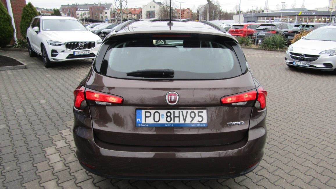 Fiat Tipo 1.6 E-Torq 16v Easy aut PO8HV95 w zakupie za gotówkę