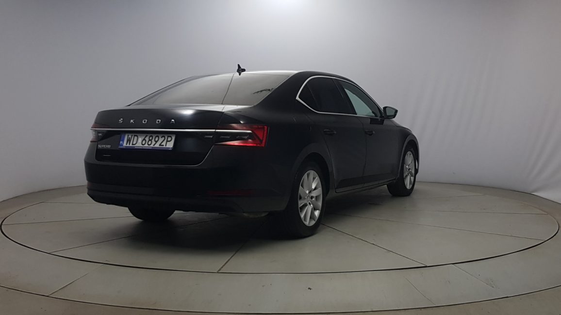 Skoda Superb 2.0 TSI Style DSG WD6892P w abonamencie