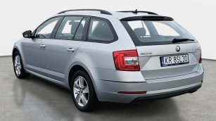 Skoda Octavia 2.0 TDI SCR Ambition DSG KR8SL30 w zakupie za gotówkę