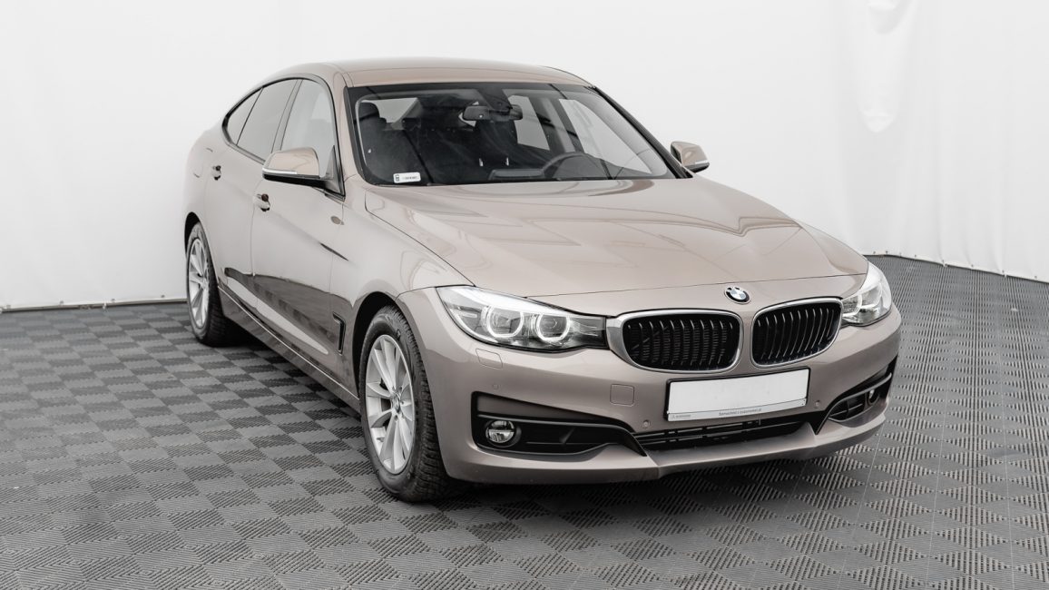 BMW 318d Advantage aut GD1C487 w leasingu dla firm