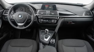 BMW 318d Advantage aut GD1C487 w leasingu dla firm