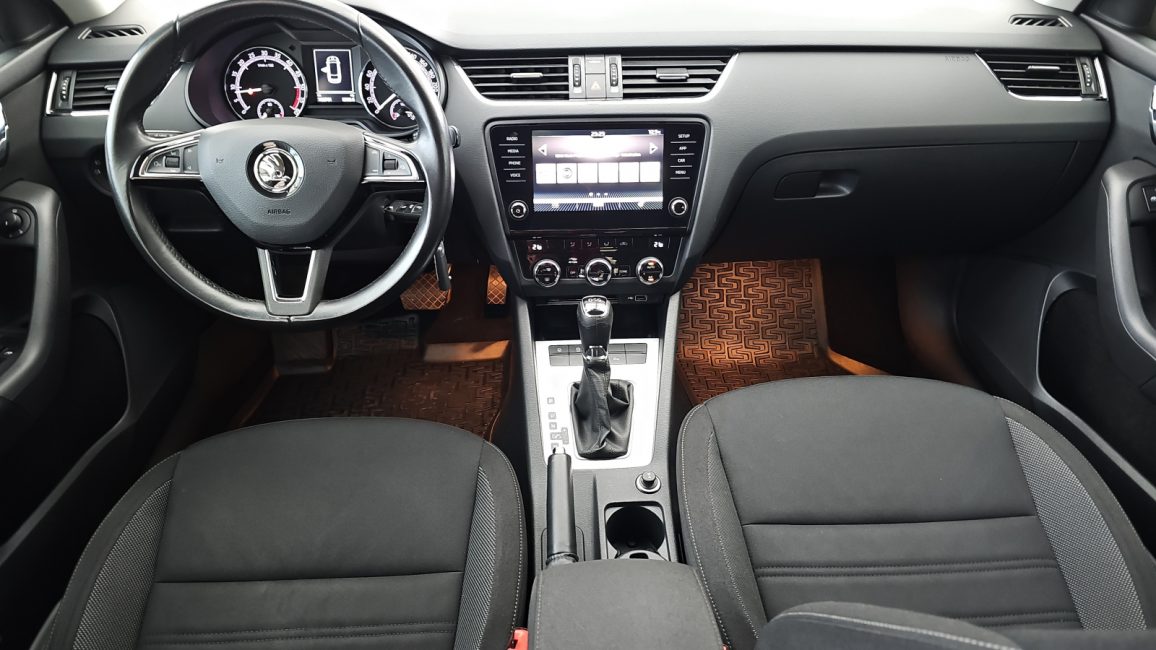 Skoda Octavia 2.0 TDI SCR Ambition DSG KR3SN21 w leasingu dla firm