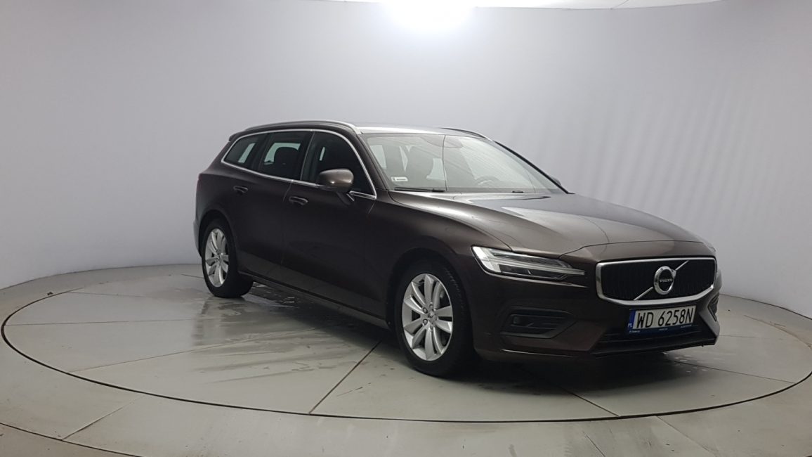 Volvo V60 D4 Momentum Pro aut WD6258N w leasingu dla firm