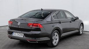 Volkswagen Passat 2.0 TDI Elegance DSG GD542WW w leasingu dla firm