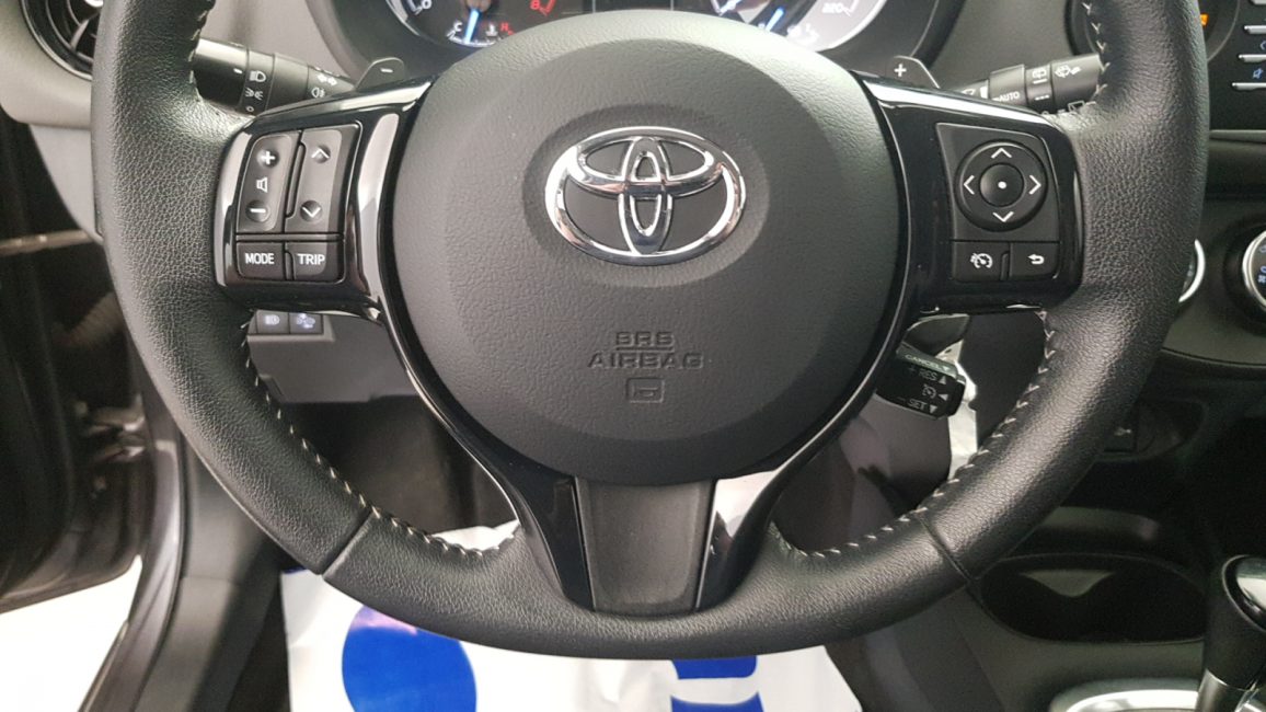 Toyota Yaris 1.5 Premium CVT WD7307M w leasingu dla firm