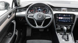 Volkswagen Passat 2.0 TDI Elegance DSG GD956WU w leasingu dla firm