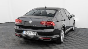 Volkswagen Passat 2.0 TDI Elegance DSG GD953WU w abonamencie