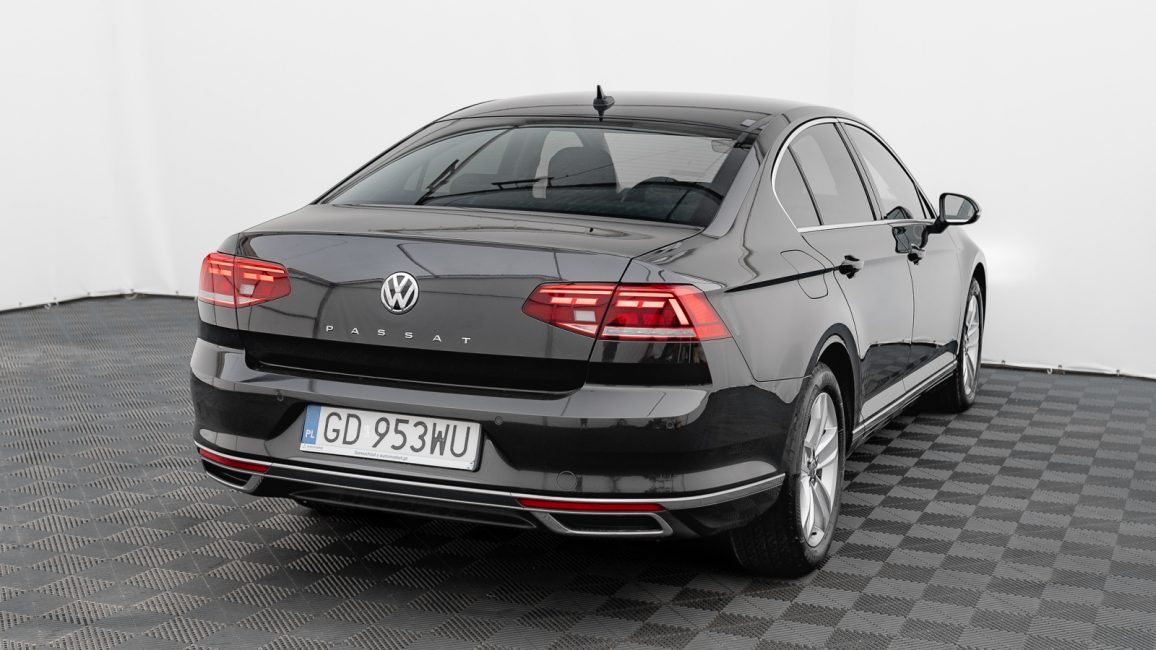 Volkswagen Passat 2.0 TDI Elegance DSG GD953WU w zakupie za gotówkę