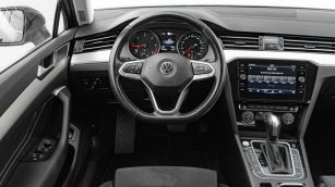 Volkswagen Passat 2.0 TDI Elegance DSG GD953WU w abonamencie