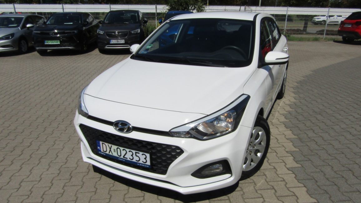 Hyundai i20 1.2 Classic Plus DX02353 w abonamencie