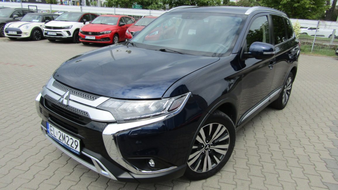 Mitsubishi Outlander 2.0 Intense + SDA 4WD CVT EL2M229 w zakupie za gotówkę