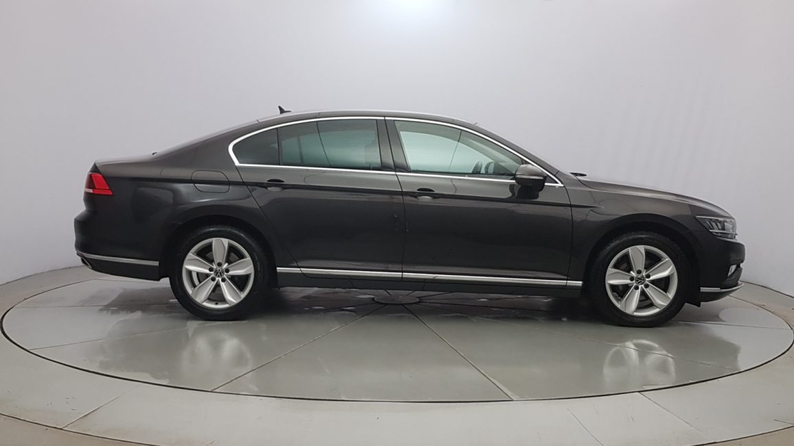 Volkswagen Passat 2.0 TDI Elegance DSG GD164VG w abonamencie