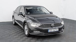 Volkswagen Passat 2.0 TDI Elegance DSG GD167VG w abonamencie