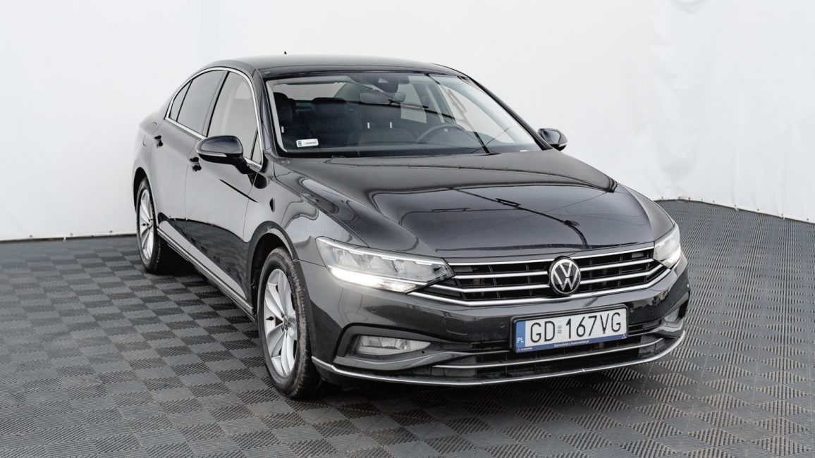 Volkswagen Passat 2.0 TDI Elegance DSG GD167VG w abonamencie