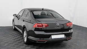 Volkswagen Passat 2.0 TDI Elegance DSG GD1A750 w zakupie za gotówkę