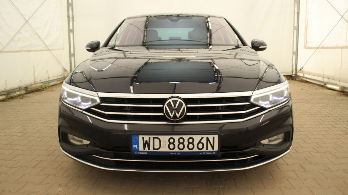 Volkswagen Passat 2.0 TSI 4Mot. Elegance DSG WD8886N w leasingu dla firm