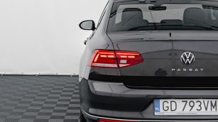 Volkswagen Passat 2.0 TDI Elegance DSG GD793VM w abonamencie