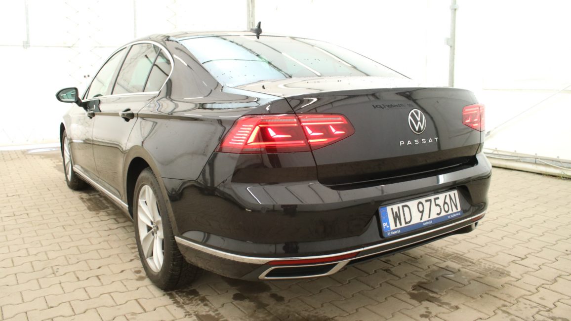 Volkswagen Passat 2.0 TSI Elegance DSG WD9756N w leasingu dla firm