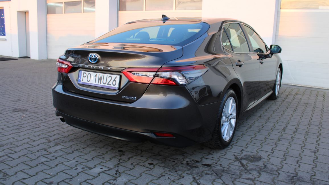 Toyota Camry 2.5 Hybrid Comfort CVT PO1WU26 w leasingu dla firm