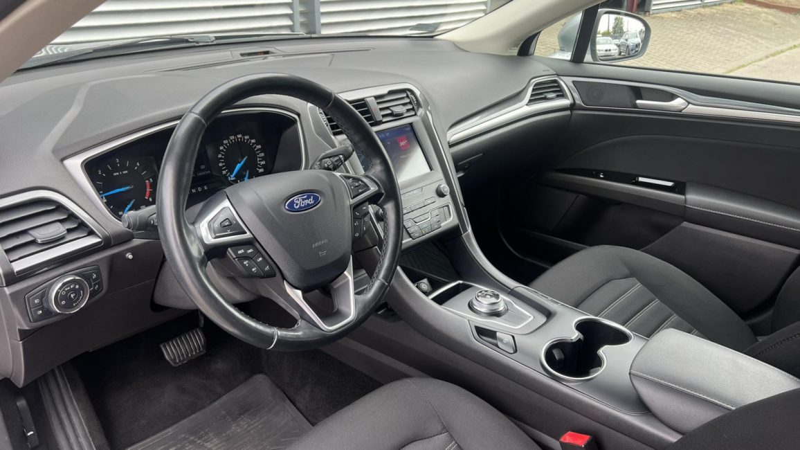 Ford Mondeo 2.0 EcoBlue Executive aut GD540VN w leasingu dla firm