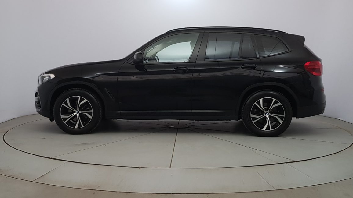 BMW X3 xDrive20i GPF Advantage aut WD0489P w leasingu dla firm