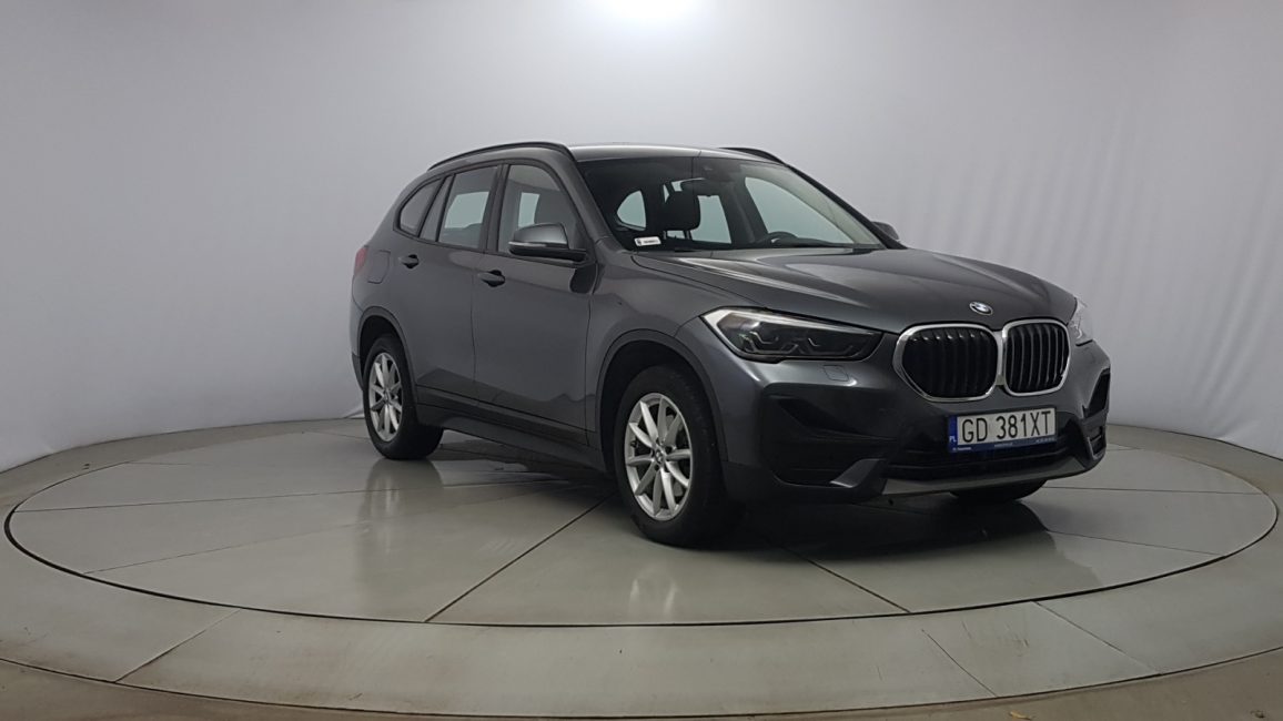 BMW X1 sDrive18i Advantage aut GD381XT w leasingu dla firm