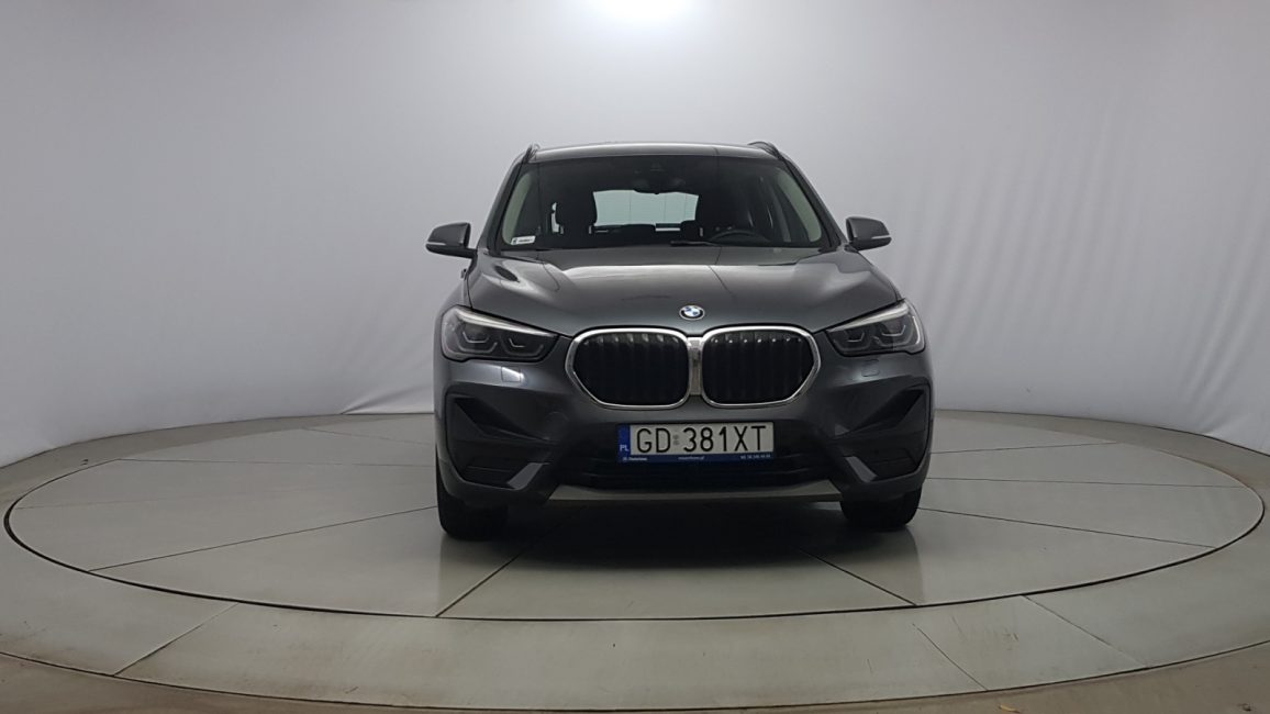 BMW X1 sDrive18i Advantage aut GD381XT w abonamencie