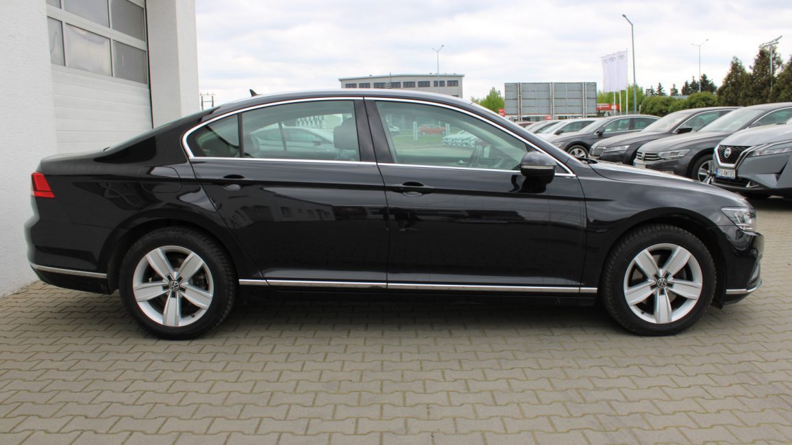 Volkswagen Passat 2.0 TDI Elegance DSG DW5HE74 w abonamencie