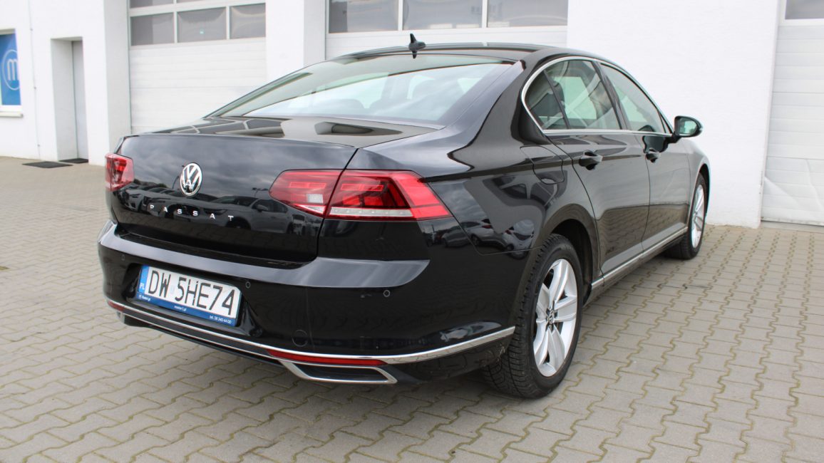 Volkswagen Passat 2.0 TDI Elegance DSG DW5HE74 w abonamencie