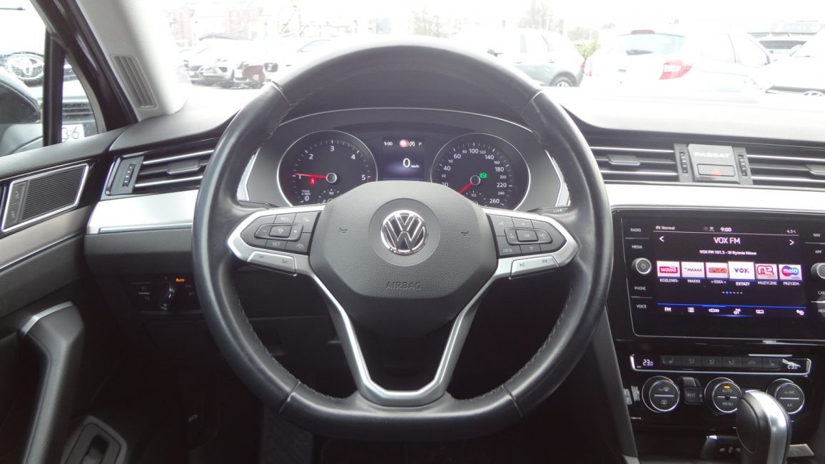 Volkswagen Passat 2.0 TDI Elegance DSG DW4HE83 w abonamencie