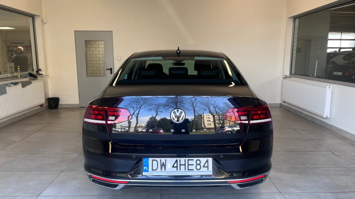 Volkswagen Passat 2.0 TDI Elegance DSG DW4HE84 w zakupie za gotówkę