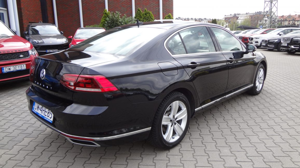 Volkswagen Passat 2.0 TDI Elegance DSG DW4HE85 w zakupie za gotówkę