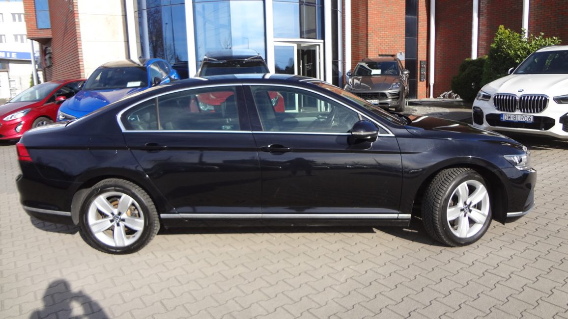 Volkswagen Passat 2.0 TDI Elegance DSG DW5HE43 w leasingu dla firm