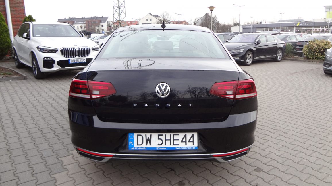 Volkswagen Passat 2.0 TDI Elegance DSG DW5HE44 w zakupie za gotówkę