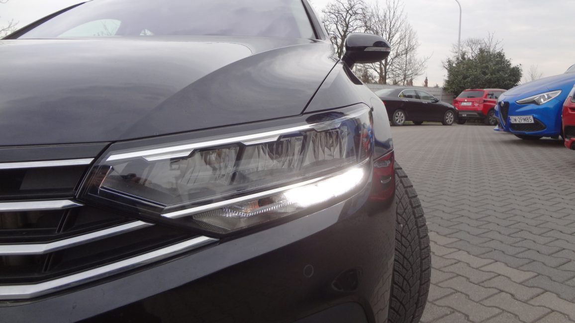 Volkswagen Passat 2.0 TDI Elegance DSG DW5HE44 w zakupie za gotówkę