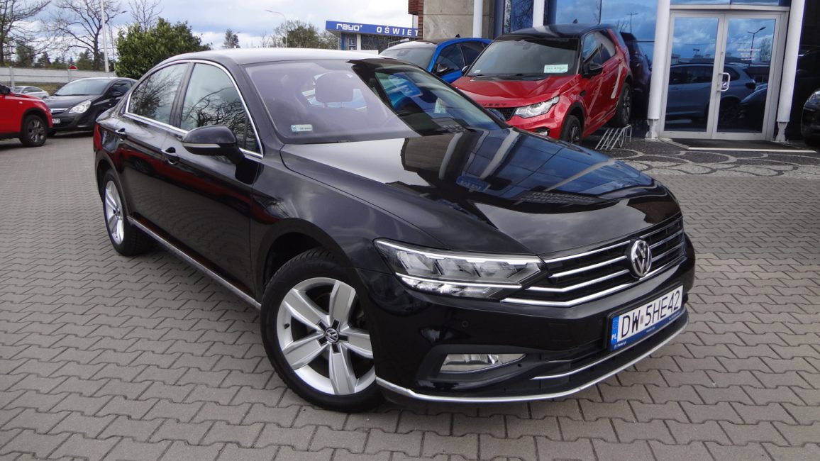 Volkswagen Passat 2.0 TDI Elegance DSG DW5HE42 w abonamencie