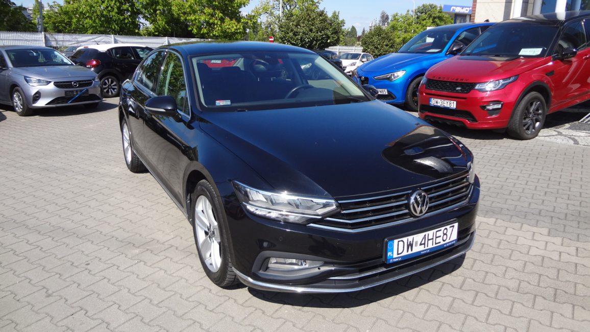 Volkswagen Passat 2.0 TDI Elegance DSG DW4HE87 w abonamencie