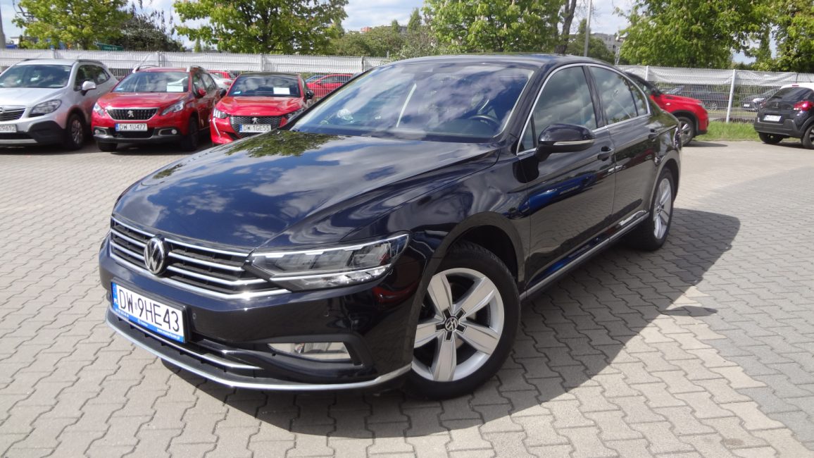 Volkswagen Passat 2.0 TDI Elegance DSG DW9HE43 w zakupie za gotówkę