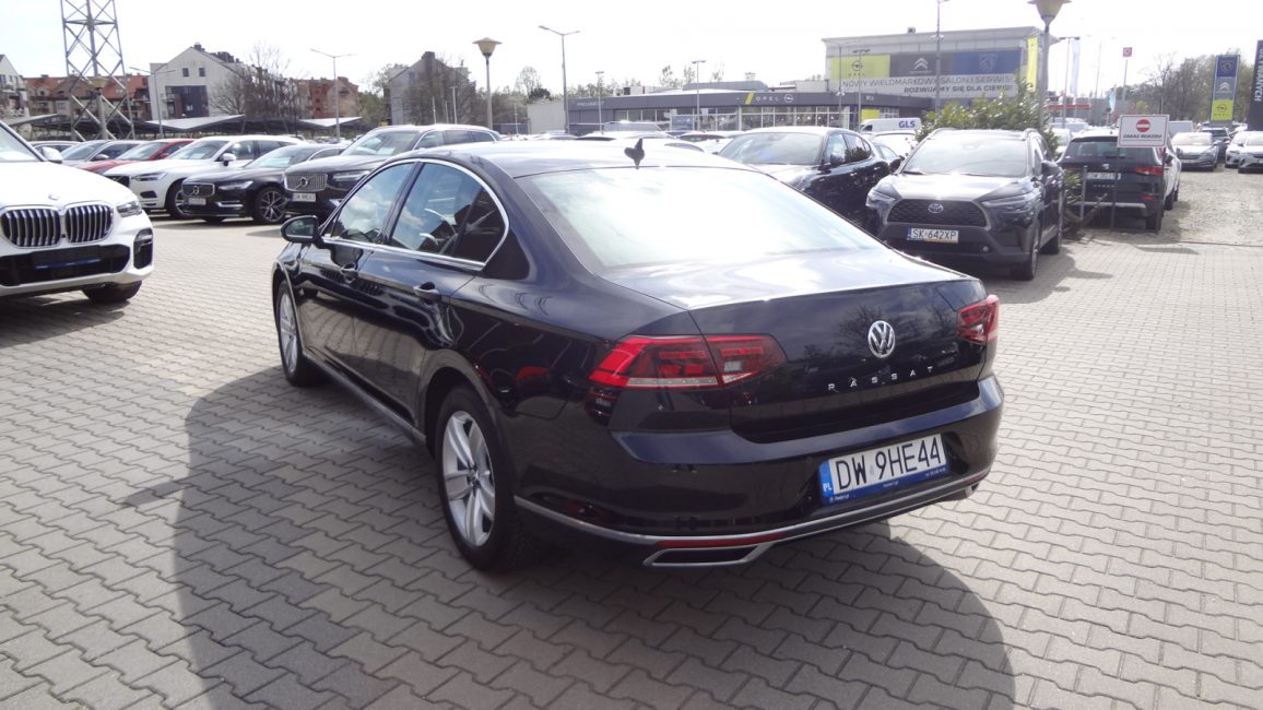 Volkswagen Passat 2.0 TDI Elegance DSG DW9HE44 w zakupie za gotówkę