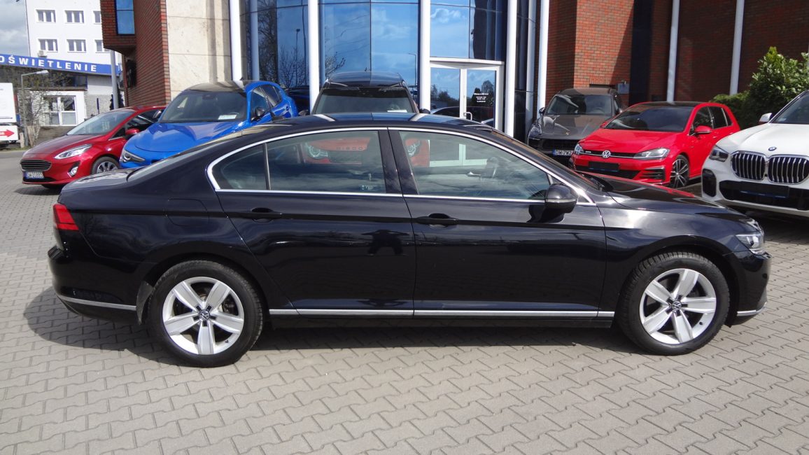 Volkswagen Passat 2.0 TDI Elegance DSG DW9HE44 w zakupie za gotówkę