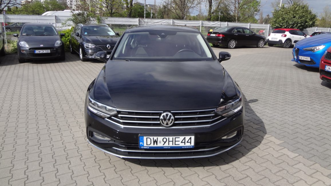 Volkswagen Passat 2.0 TDI Elegance DSG DW9HE44 w zakupie za gotówkę