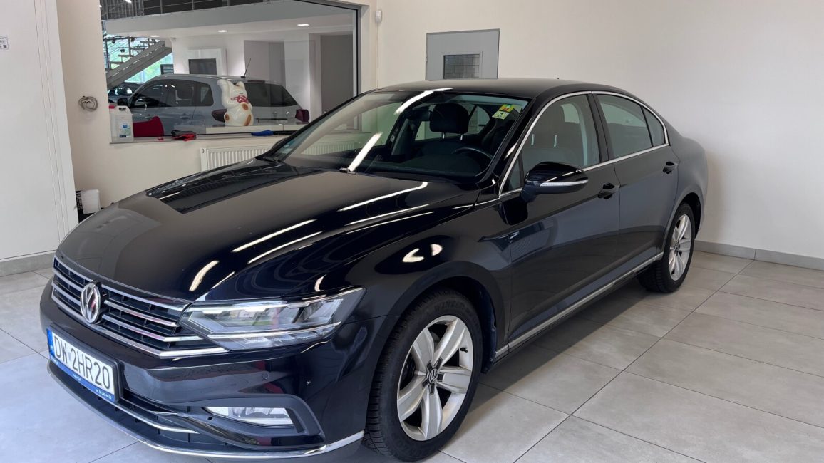 Volkswagen Passat 2.0 TDI Elegance DSG DW2HR20 w abonamencie